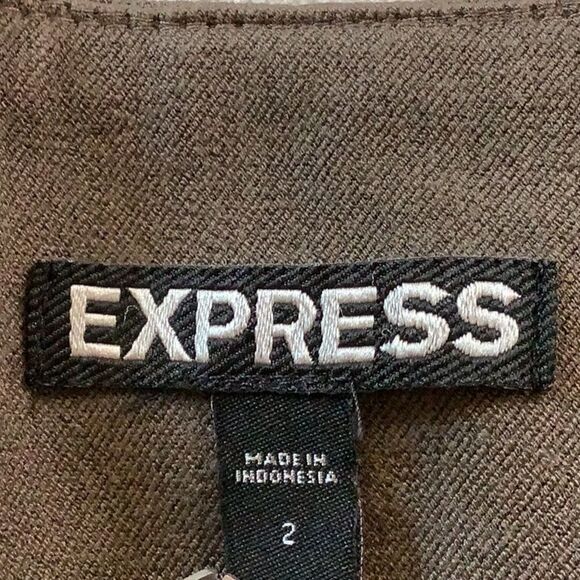 Express Skirt  - Picture 3 of 4